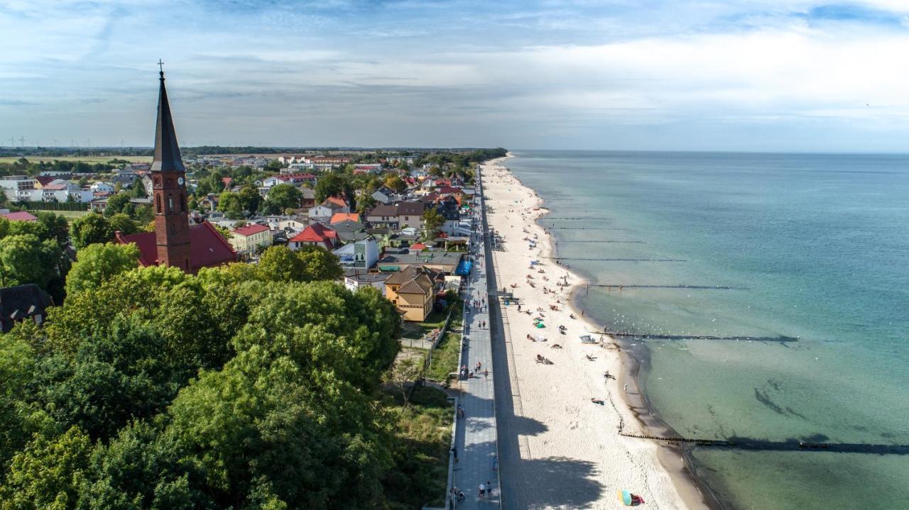 Dobre Smaki At Wczasowa8 Sea Resort Sarbinowo Exterior foto